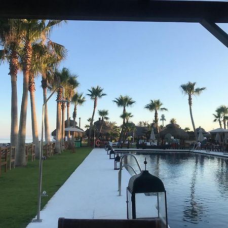 Apartamento Con Piscina ,Playa Con Vistas Panoramicas En La Marina De Sotogrande Сан Роке Екстериор снимка