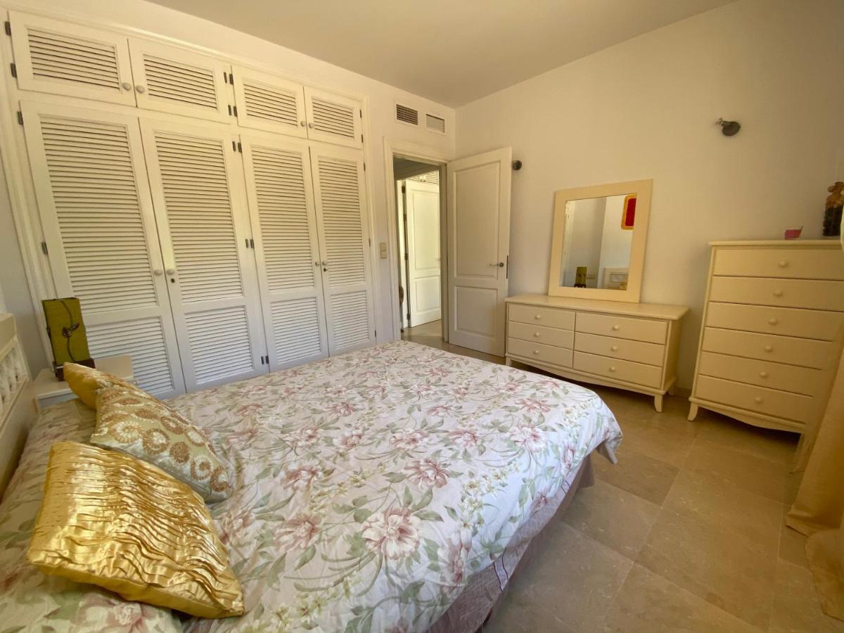 Apartamento Con Piscina ,Playa Con Vistas Panoramicas En La Marina De Sotogrande Сан Роке Екстериор снимка