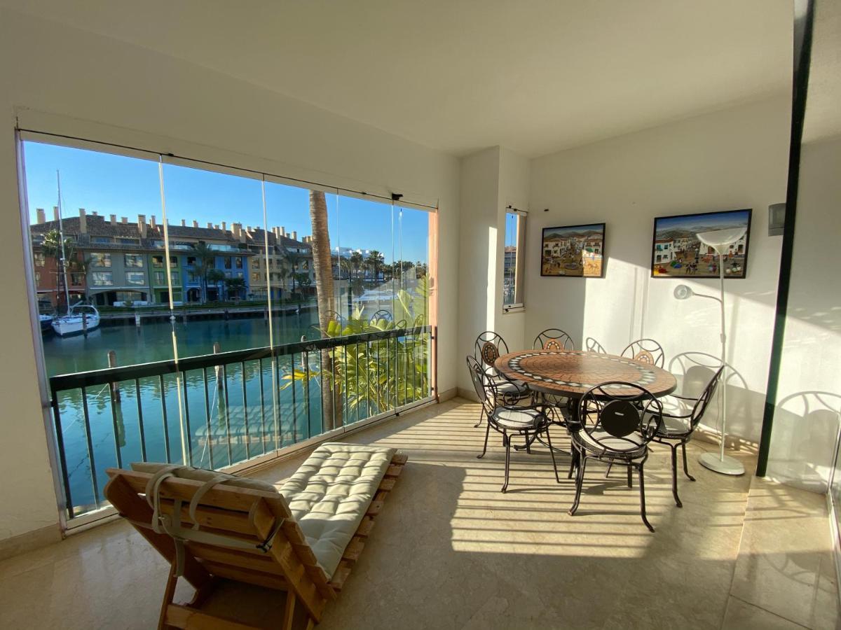Apartamento Con Piscina ,Playa Con Vistas Panoramicas En La Marina De Sotogrande Сан Роке Екстериор снимка