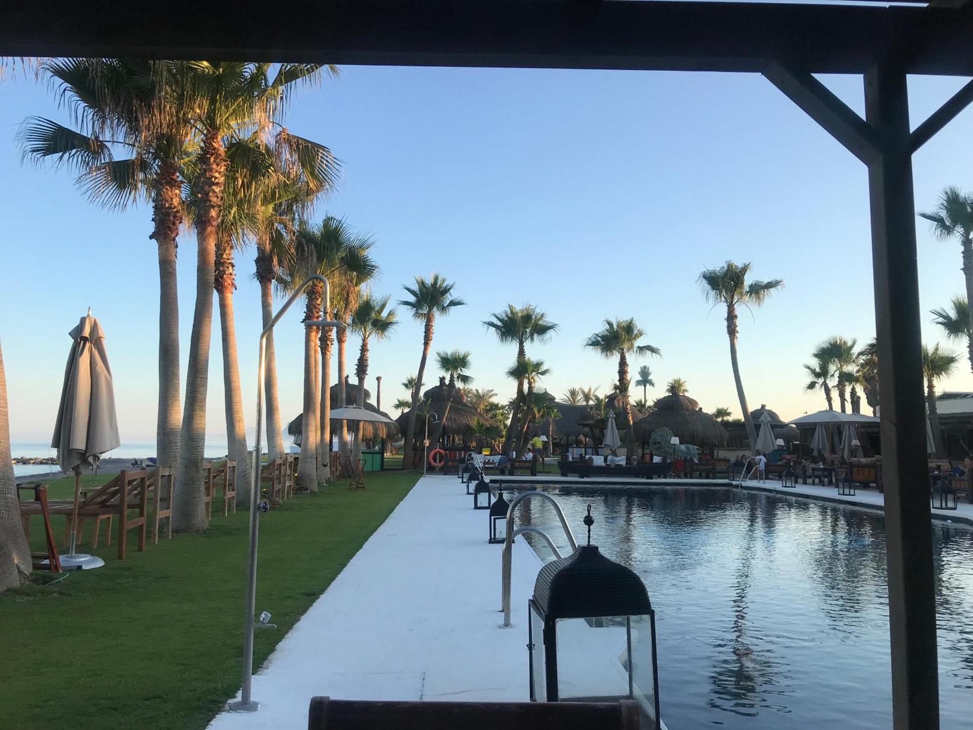 Apartamento Con Piscina ,Playa Con Vistas Panoramicas En La Marina De Sotogrande Сан Роке Екстериор снимка